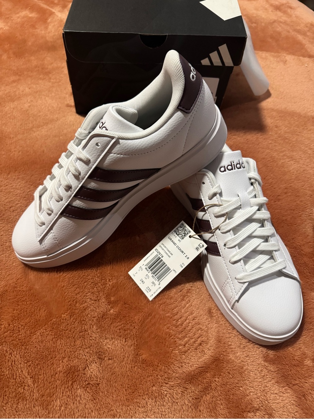 adidas Women's White Sneakers with Dark Burgundy Stripes Size 7